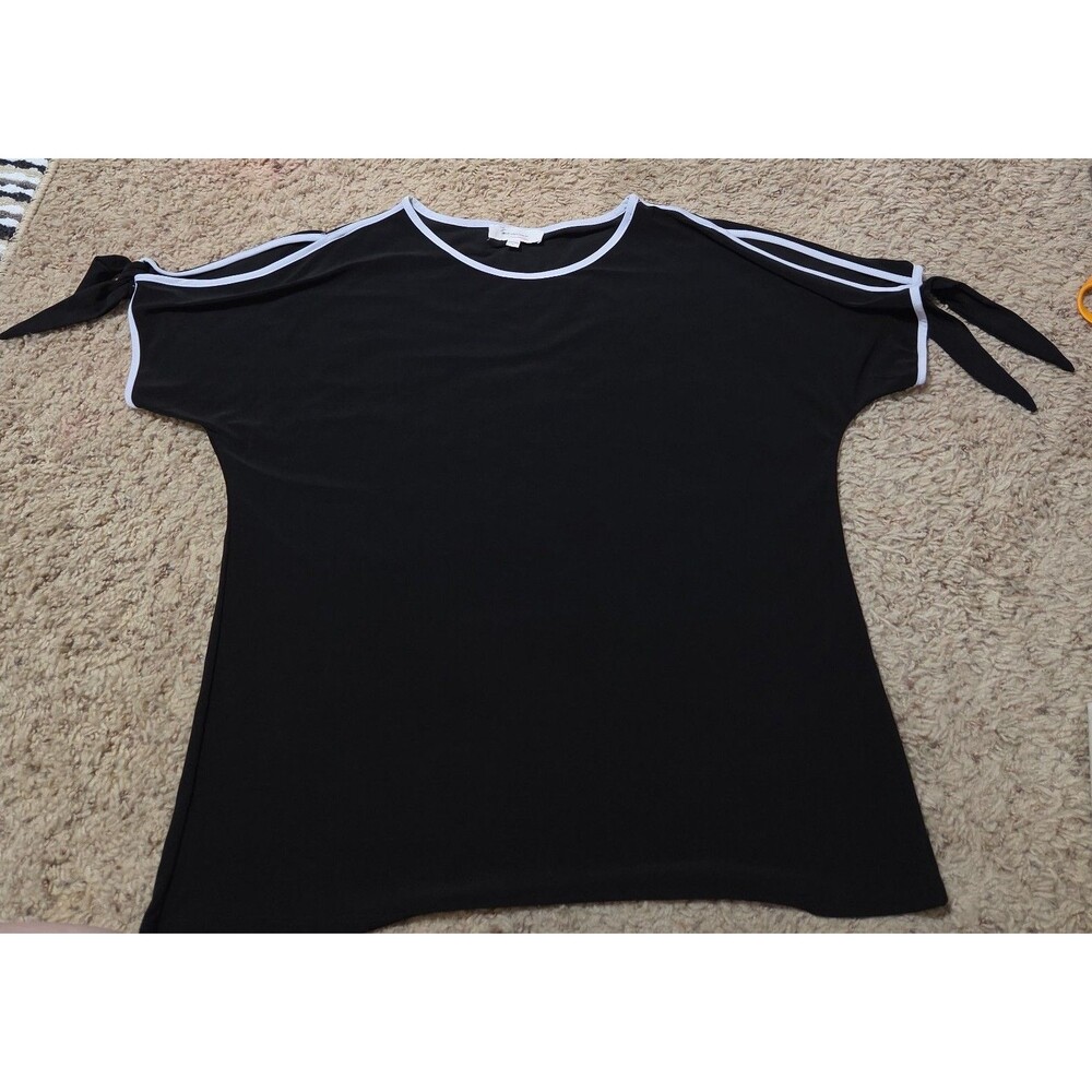 Woman's black shirt